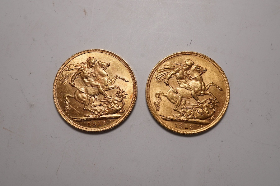 British gold coins, George V, two gold sovereigns, 1911, about UNC and 1912, EF